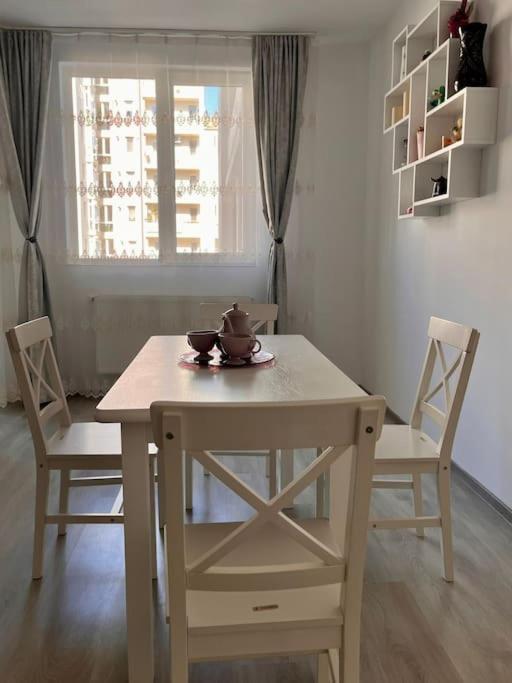 Apartament In *